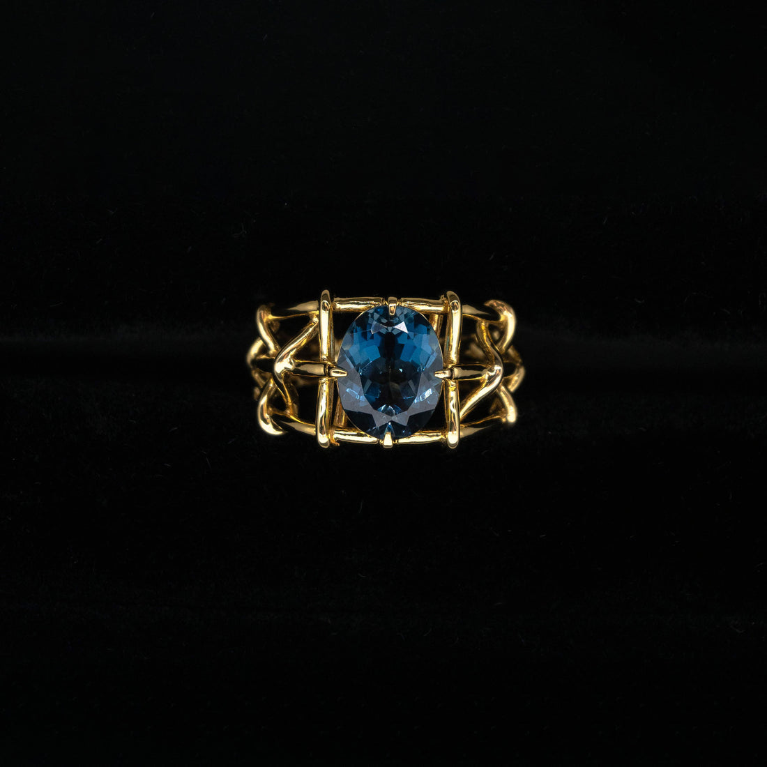 18K Gold KNOT Blue Topaz Statement Ring